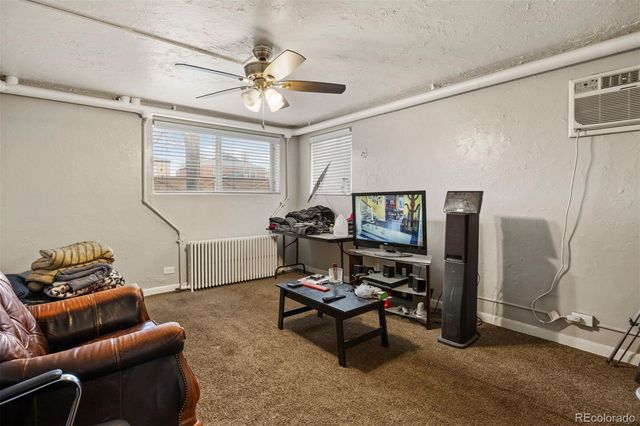 3525 S Bannock Street, Englewood, CO 80110