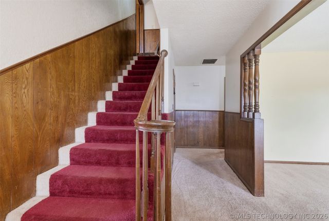 17917 E 589 Road, Inola, OK 74036