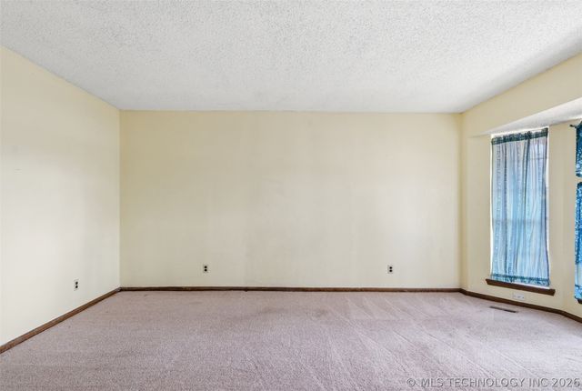 17917 E 589 Road, Inola, OK 74036