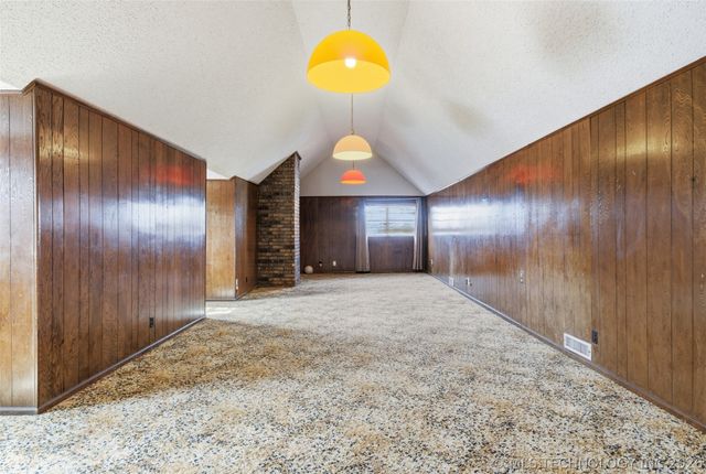 17917 E 589 Road, Inola, OK 74036