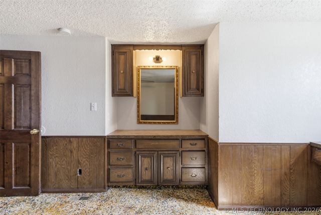 17917 E 589 Road, Inola, OK 74036