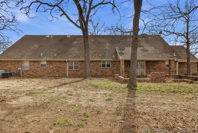 17917 E 589 Road, Inola, OK 74036