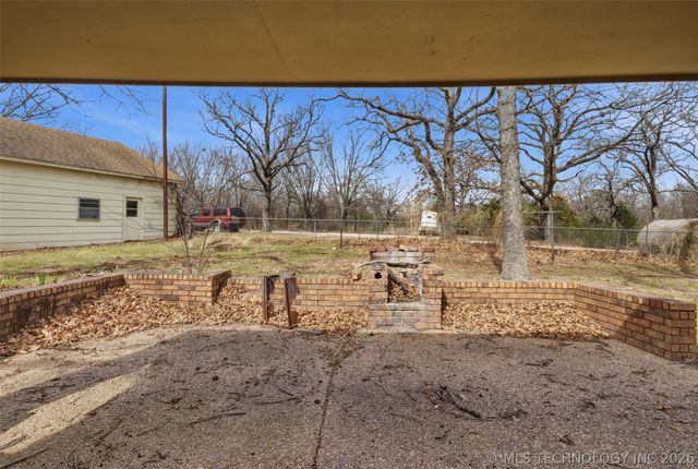 17917 E 589 Road, Inola, OK 74036