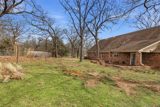 17917 E 589 Road, Inola, OK 74036