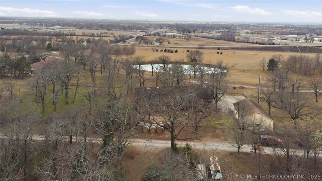 17917 E 589 Road, Inola, OK 74036