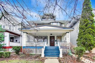 1308 W Glenlake Avenue, Chicago, IL 60660