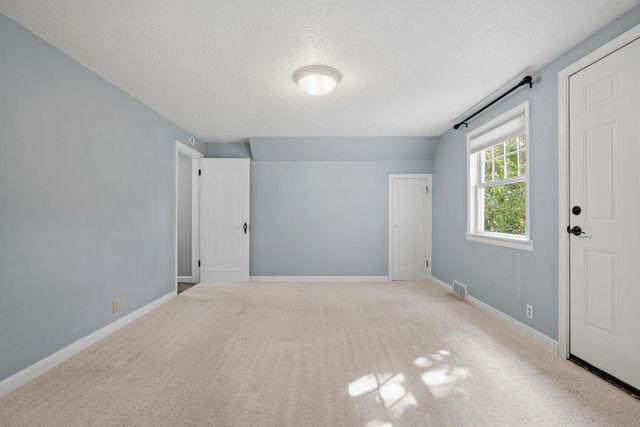 223 E River Parkway, Champlin, MN 55316