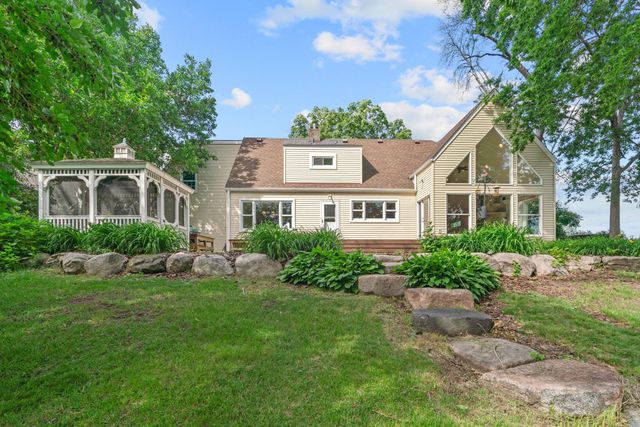 223 E River Parkway, Champlin, MN 55316