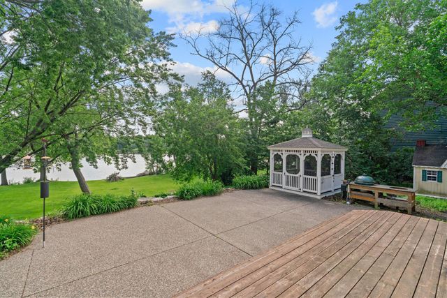 223 E River Parkway, Champlin, MN 55316
