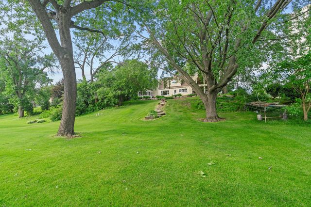 223 E River Parkway, Champlin, MN 55316