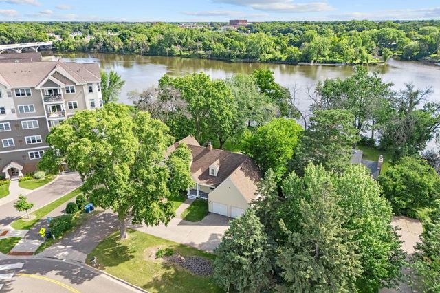 223 E River Parkway, Champlin, MN 55316