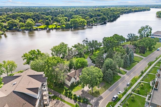 223 E River Parkway, Champlin, MN 55316
