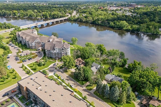 223 E River Parkway, Champlin, MN 55316