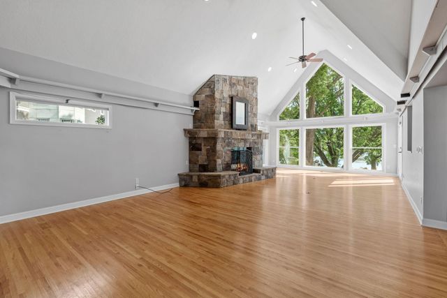 223 E River Parkway, Champlin, MN 55316
