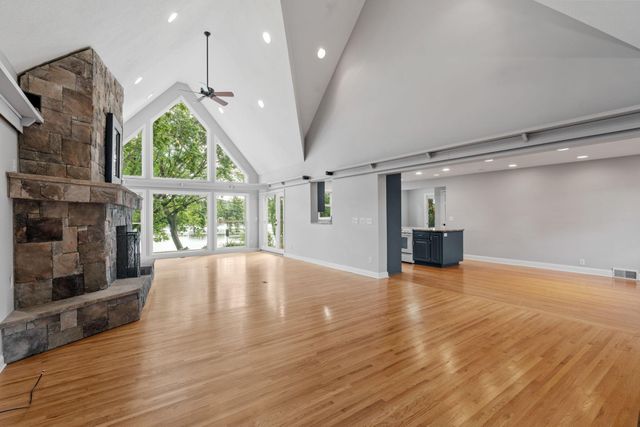 223 E River Parkway, Champlin, MN 55316