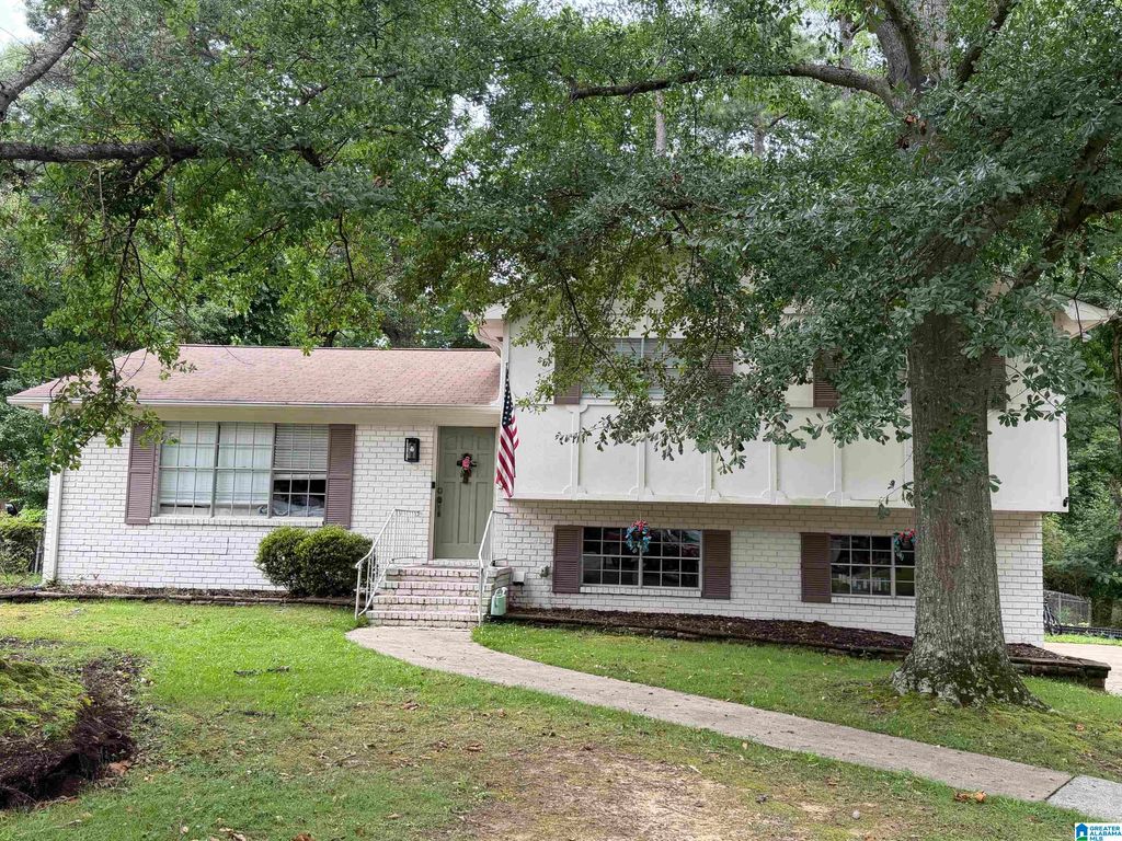 928 FRONTIER DRIVE, Pelham, AL 35124