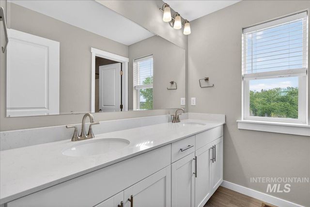 3779 S Anise Ave, Nampa, ID 83686