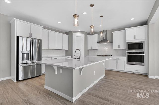 3779 S Anise Ave, Nampa, ID 83686
