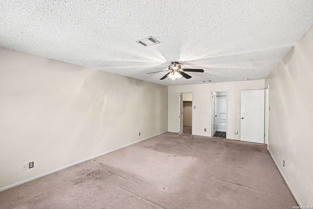 6858 Cape Meadow, Converse, TX 78109