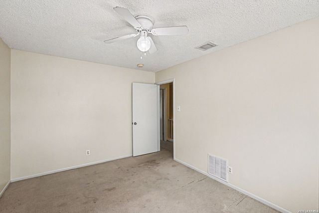 6858 Cape Meadow, Converse, TX 78109