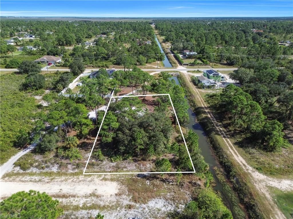 400 Scott AVE, LEHIGH ACRES, FL 33972 — photo 2