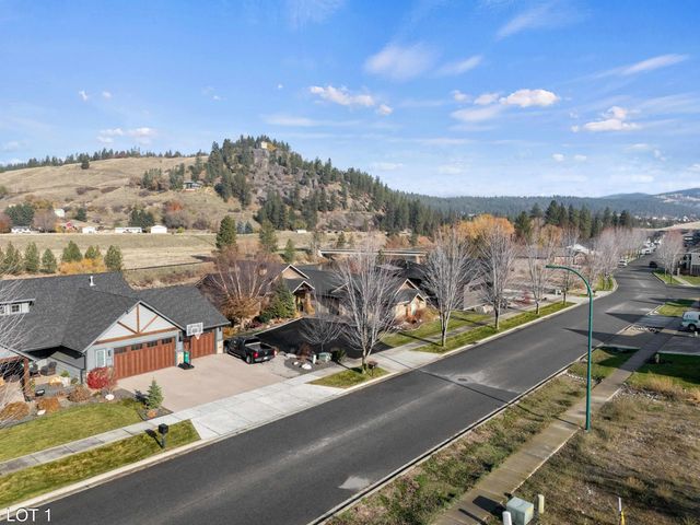 11414 E Coyote Rock Dr, Spokane Valley, WA 99206