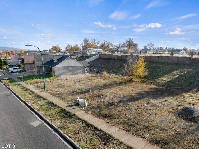 11414 E Coyote Rock Dr, Spokane Valley, WA 99206