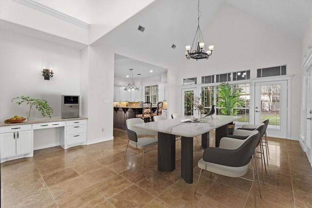 12061 Oak Forest Lane, Conroe, TX 77385