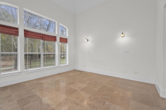 12061 Oak Forest Lane, Conroe, TX 77385