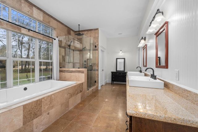 12061 Oak Forest Lane, Conroe, TX 77385