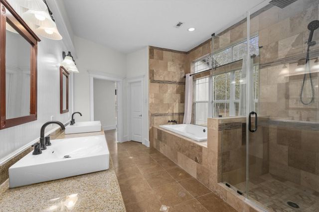 12061 Oak Forest Lane, Conroe, TX 77385