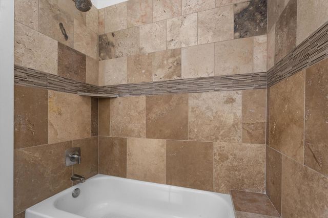 12061 Oak Forest Lane, Conroe, TX 77385