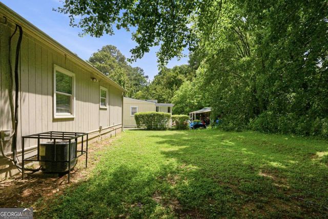 836 Amber Place NW, Atlanta, GA 30331