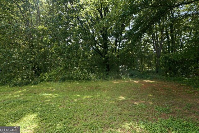 836 Amber Place NW, Atlanta, GA 30331