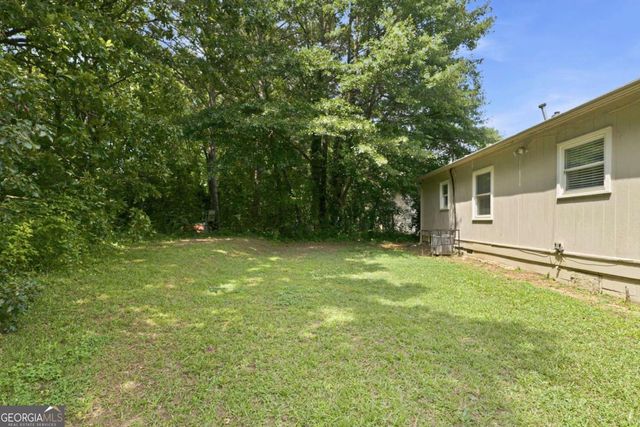 836 Amber Place NW, Atlanta, GA 30331