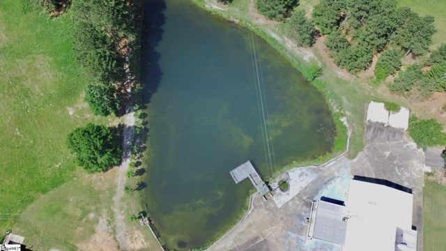 206 Bull Hill Road, Gray Court, SC 29645