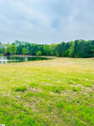 206 Bull Hill Road, Gray Court, SC 29645