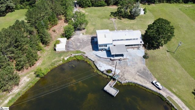 206 Bull Hill Road, Gray Court, SC 29645