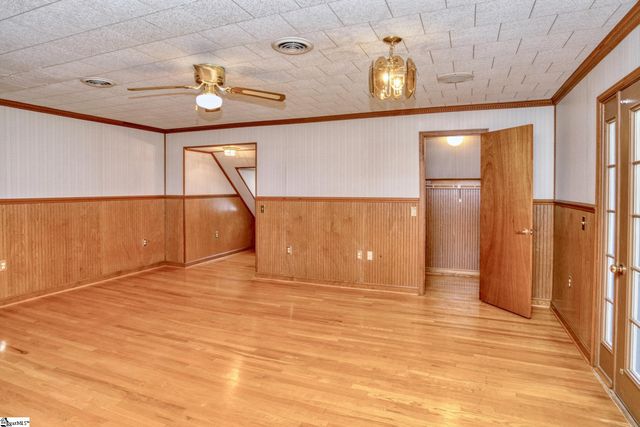 206 Bull Hill Road, Gray Court, SC 29645