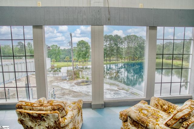 206 Bull Hill Road, Gray Court, SC 29645
