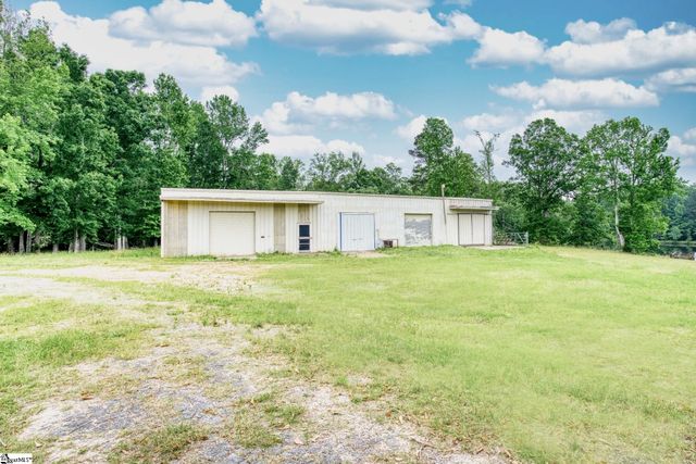 206 Bull Hill Road, Gray Court, SC 29645