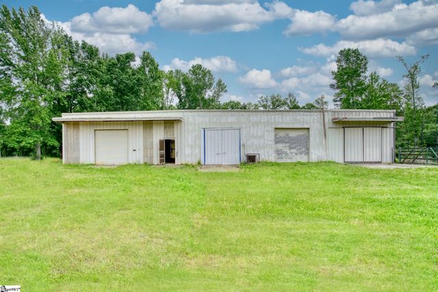 206 Bull Hill Road, Gray Court, SC 29645