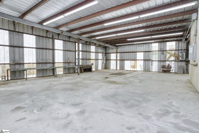 206 Bull Hill Road, Gray Court, SC 29645