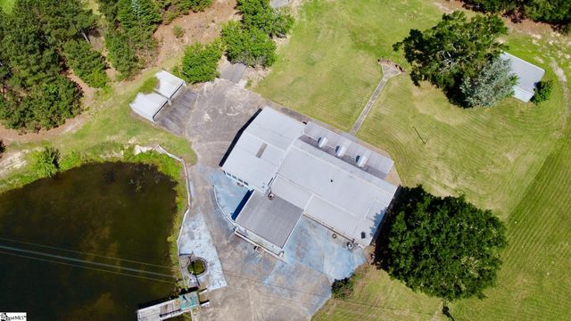 206 Bull Hill Road, Gray Court, SC 29645