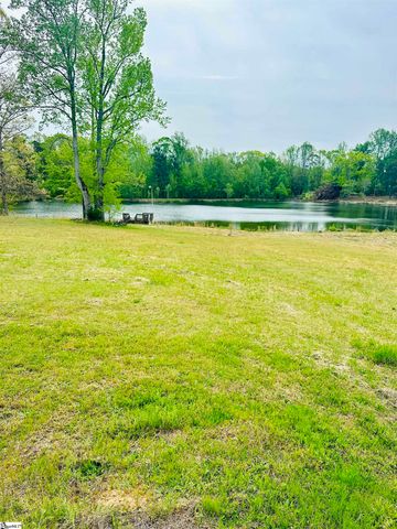 206 Bull Hill Road, Gray Court, SC 29645