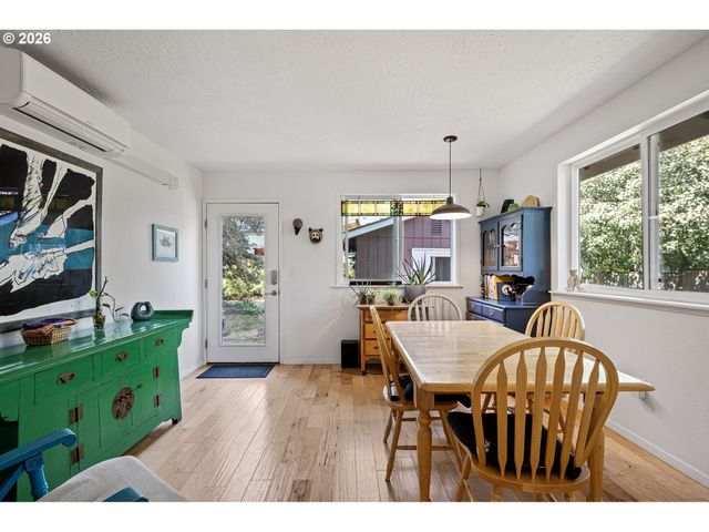 1572 WILSON Ct, Eugene, OR 97402