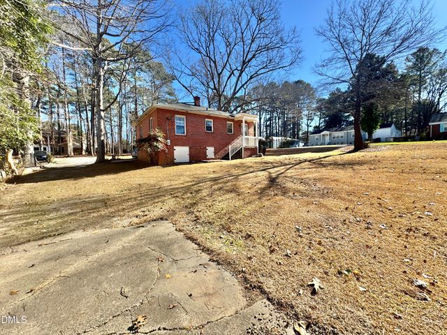 224 Clay Street, Cary, NC 27511