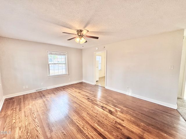 224 Clay Street, Cary, NC 27511
