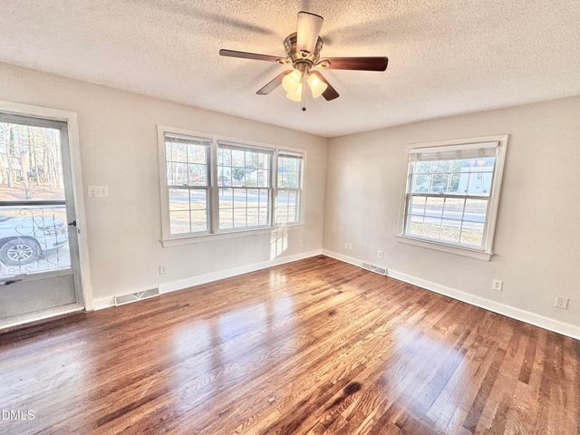 224 Clay Street, Cary, NC 27511
