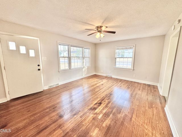224 Clay Street, Cary, NC 27511